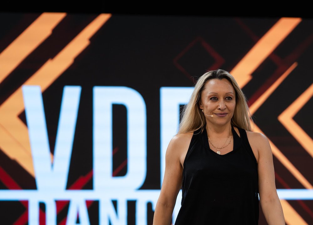 Yvette Lee deixa direção artística do Victorian Dance Festival após sete anos - Imagem do artigo original